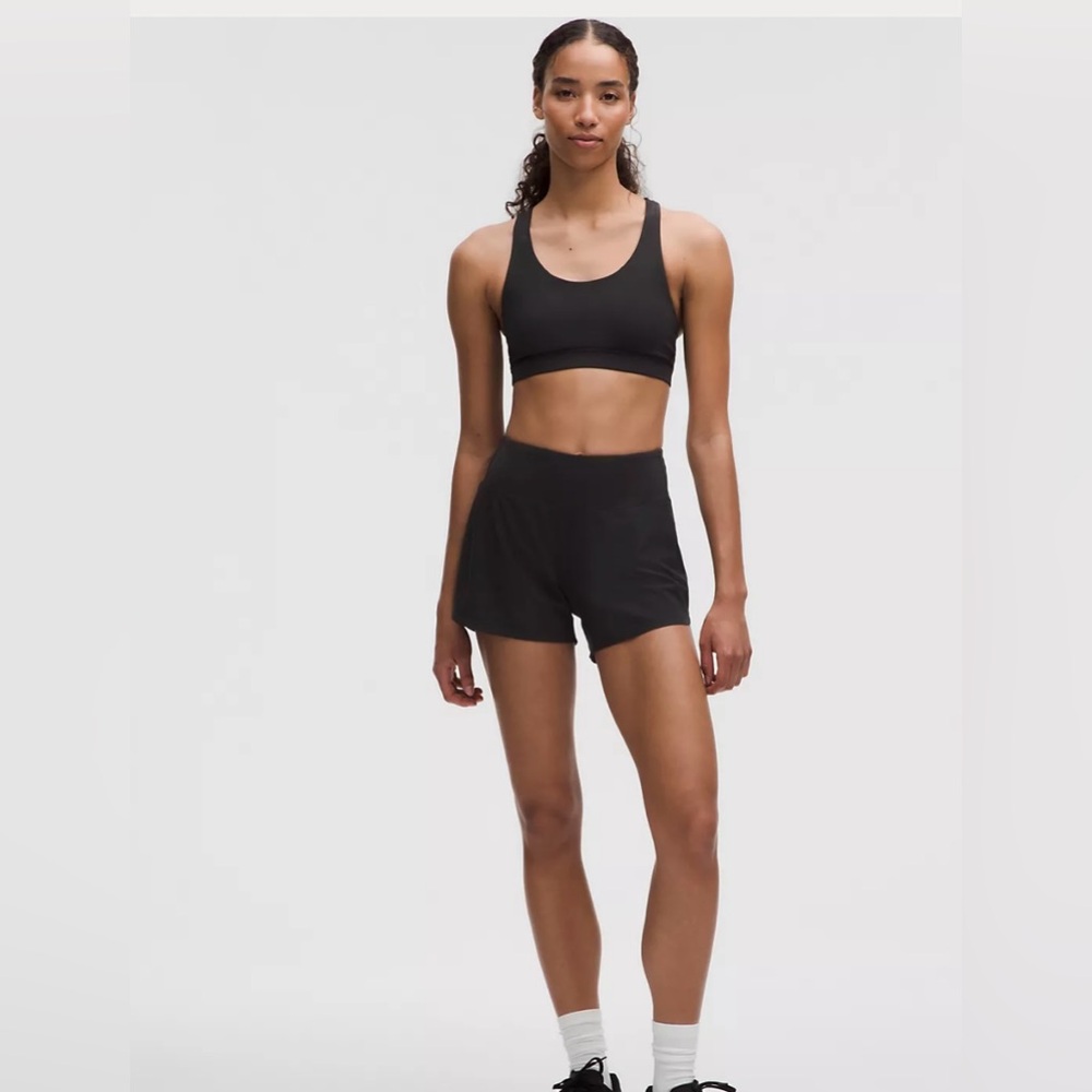 Lululemon Speed Up Shorts Size 6